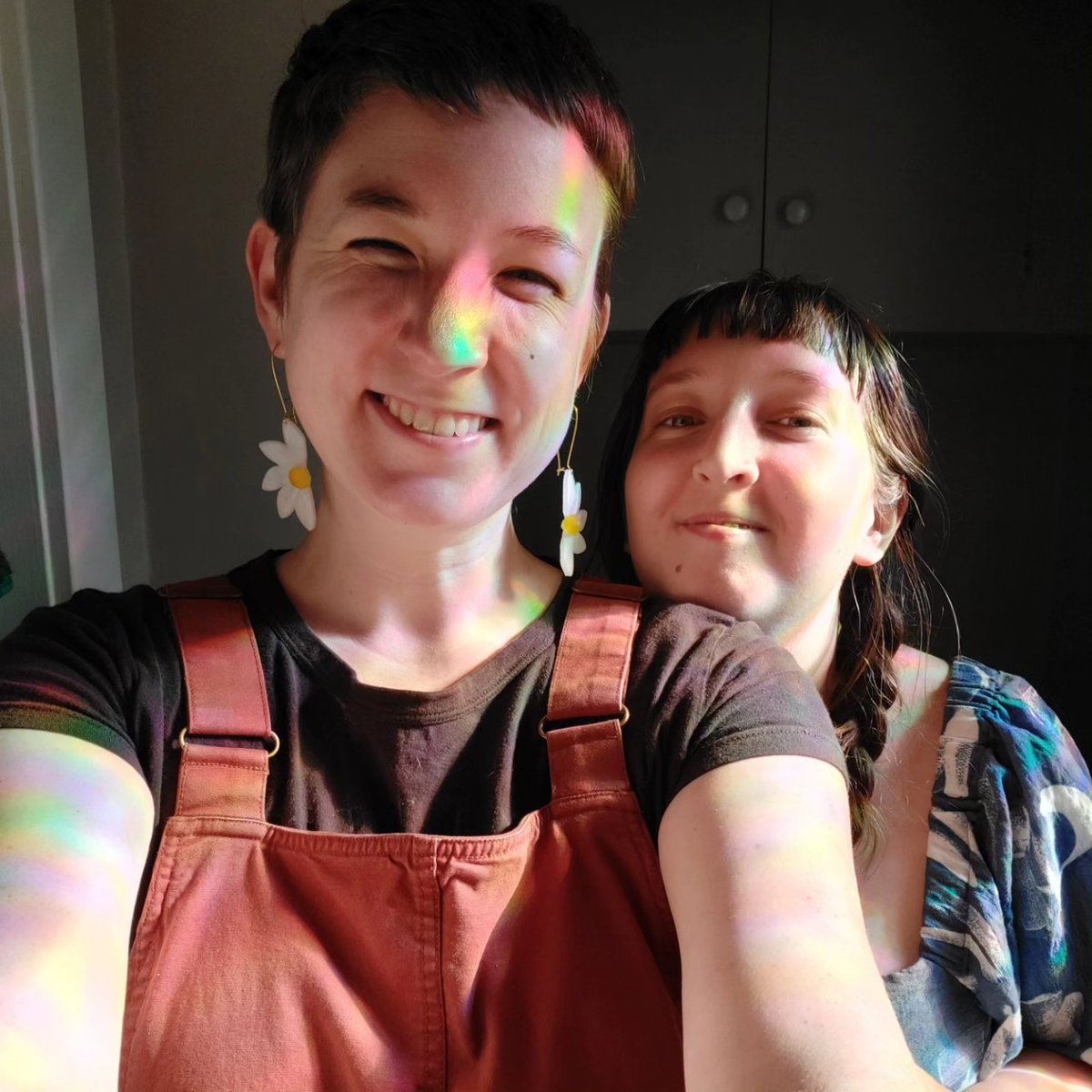 Look at us being all cute and creative 🌈💖📖