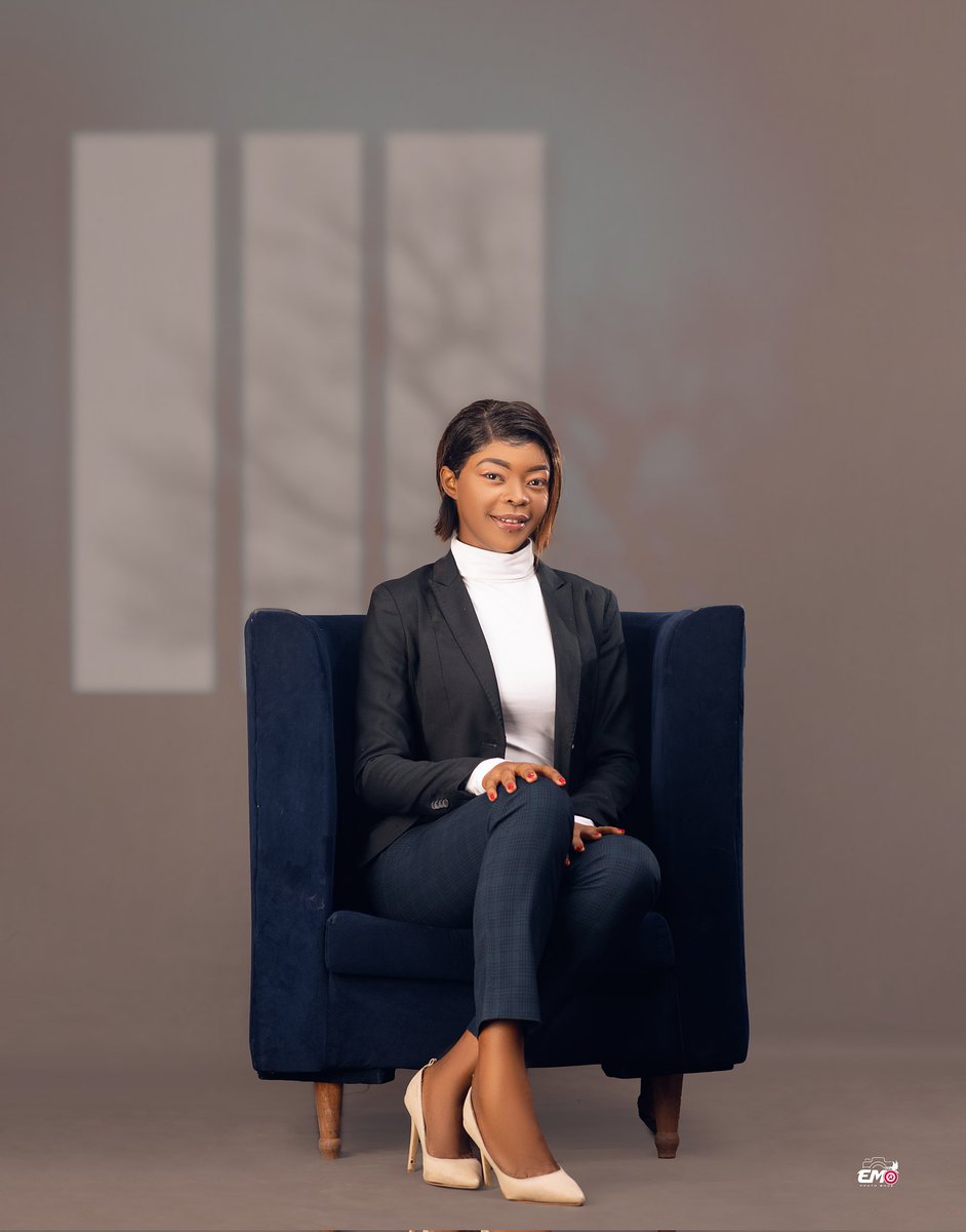 Rachel Kuba tweet media