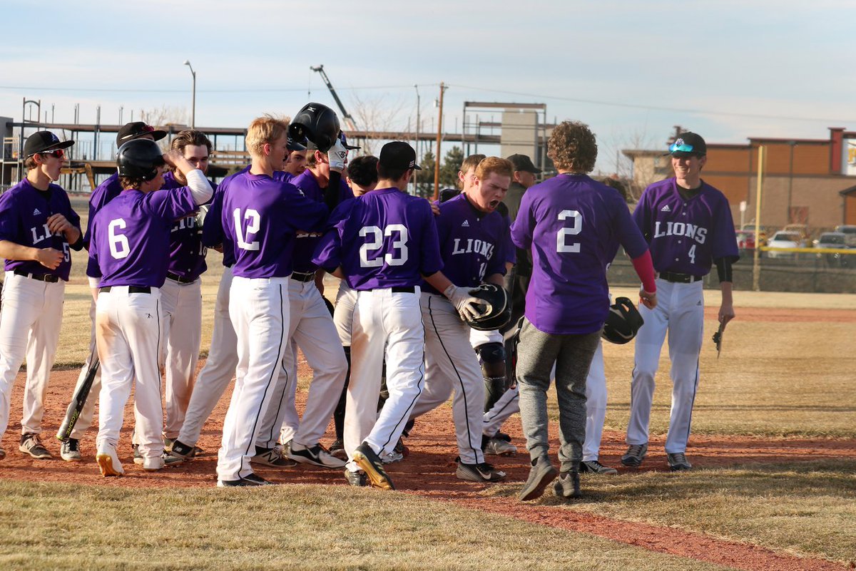 MVHS Baseball tweet media