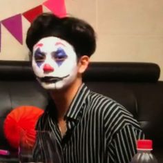 KimHanbinaaa's tweet photo. Nadie:
Yo: haciendo el 15349 intento para que traigan a iKON a Mexico 🤡 sólo queremos ser parte del TAKE OFF TOUR!!!

@ocesa_kpop @studiopav_latam @dilemmamx

Waiting for iKON in Mx
#TakeOffinMx
@iKONIC_143 @GTMNY143 https://t.co/etxGHT09Ne