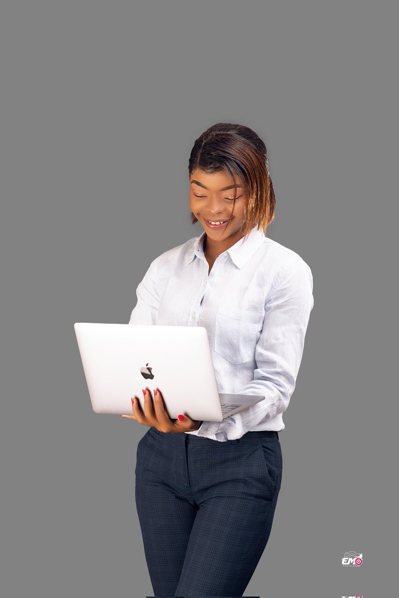 Rachel Kuba tweet media