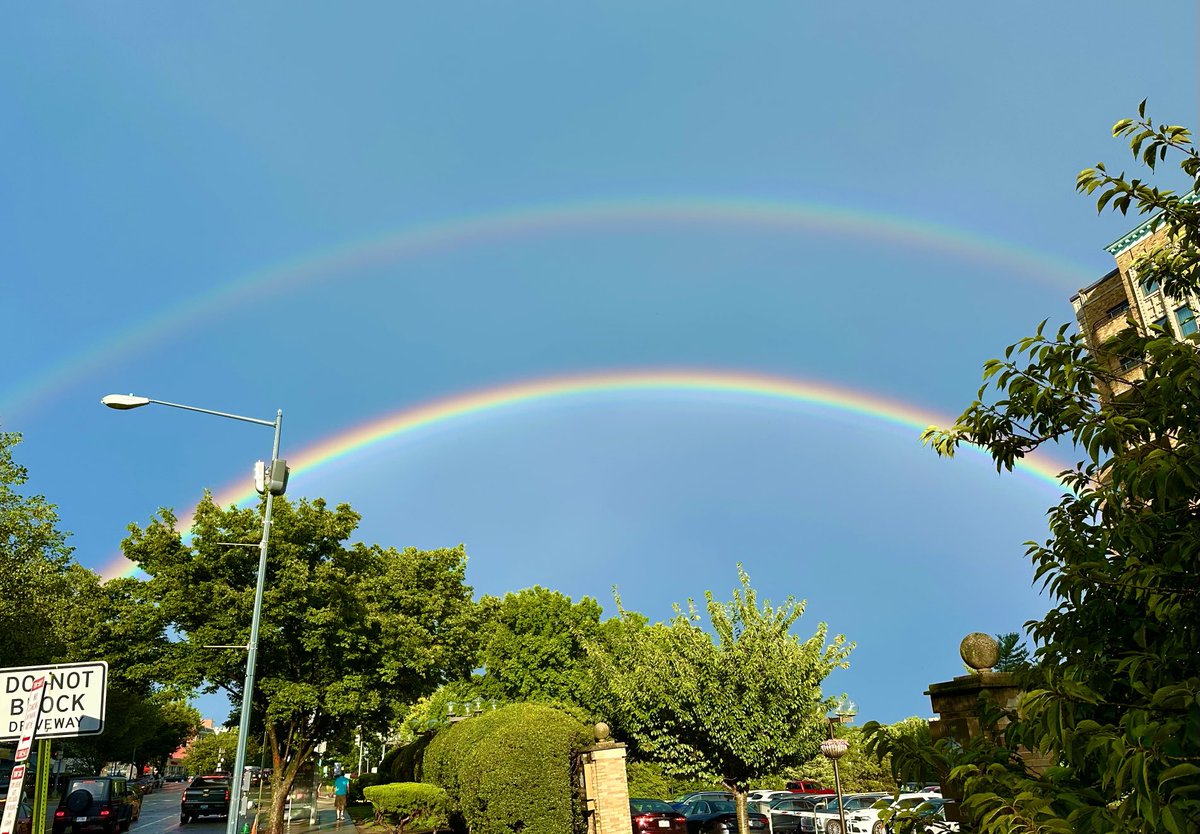 Double rainbow in DC, just now: