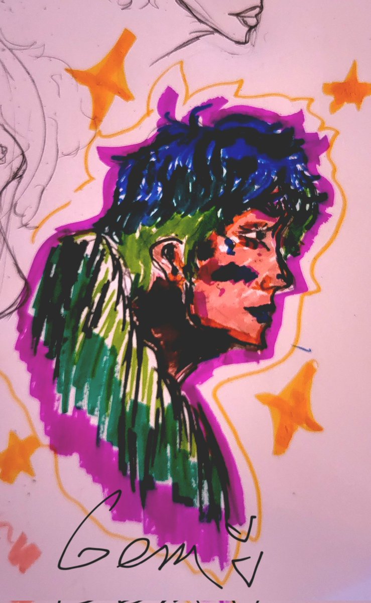 thegeminsidev's tweet photo. Tried drawing this Hyunjin...multiple times and still couldn't get it right, so I just experimented with Crayola markers instead, I think it turned out kinda cool. It's been a while since I've drawn on paper.😅✋️ #Straykidsfanart #stayartist #StrayKids #skz https://t.co/NtO0ID0eqJ