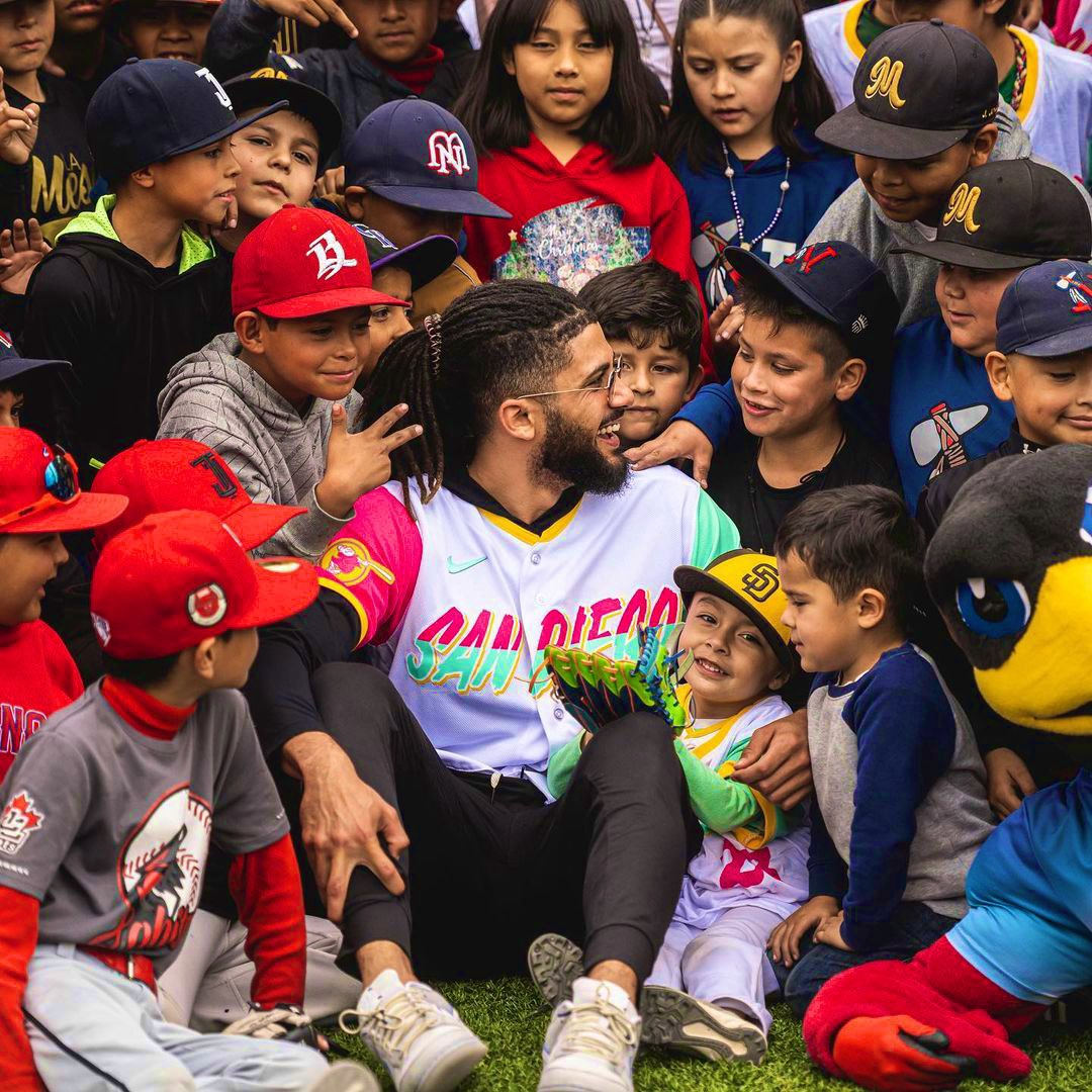 SwingFriarFriar's tweet photo. @Padres The face of Baseball https://t.co/FkTRAFqsov