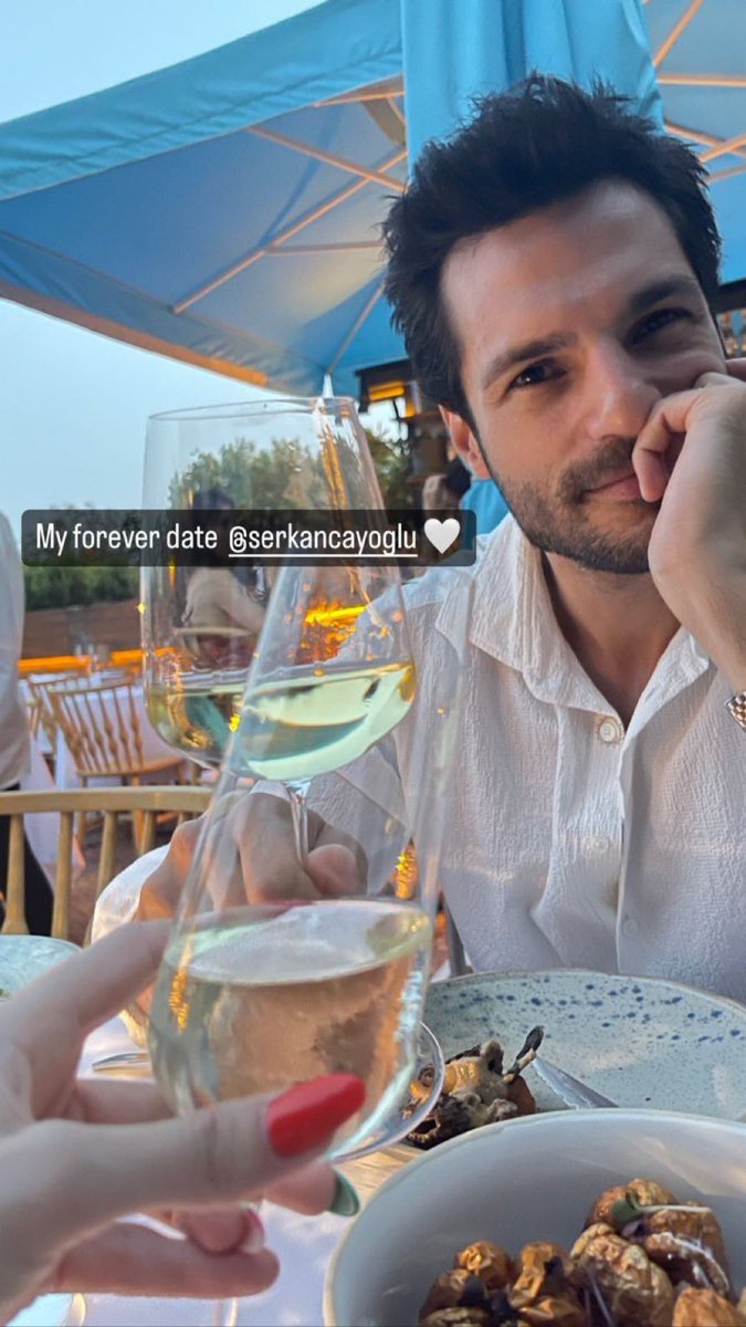 Trovarlo uno che ti guarda così dopo 10 anni 🫠🤧 #OzSer