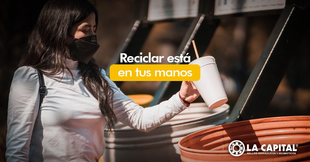 capitalselladas's tweet photo. Para La Capital es importante separar la basura de forma adecuada para preservar el medio ambiente 
Sabías que?
📄*Si reciclamos 1000 kg de papel se evita la tala de 10 arboles Reciclar está en tus manos y en la de todos♻️
#FelizViernesATodos https://t.co/4L1N6DqUmC