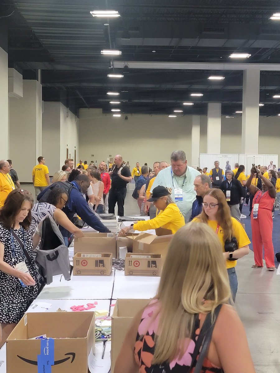 Service above self! Principals Stuffing student backpacks with school supplies! @NASSP #Ignite23