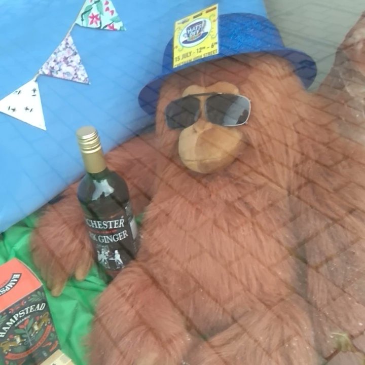 Hats Off Chesham! tweet media