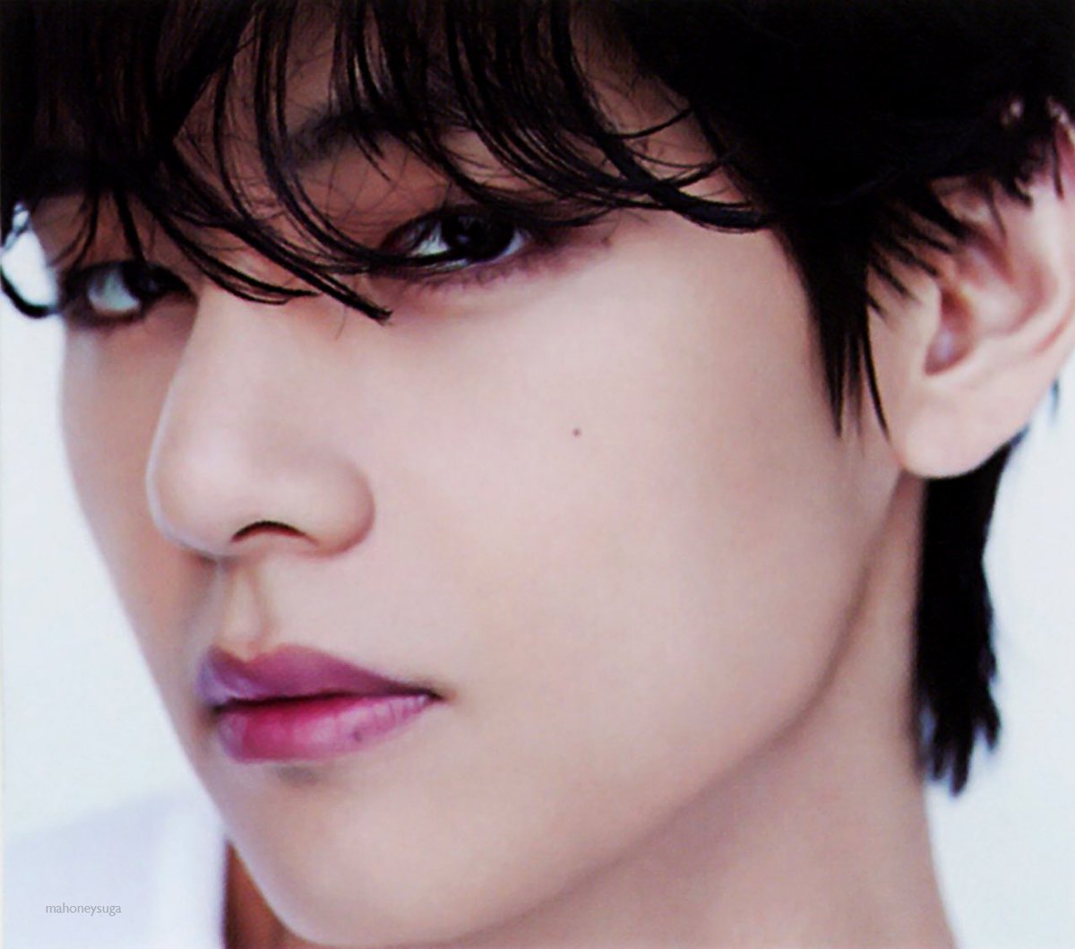 V ~ BTS Beyond the Story - 10 Year Record of BTS {SCANS}

- Photocard

#V #TAEHYUNG #BTS #방탄소년단 <a href="/BTS_twt/">방탄소년단</a>