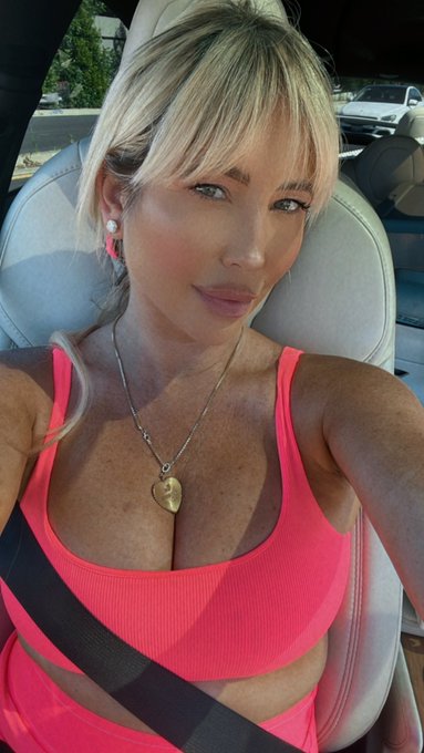 Thank you for joins!! https://t.co/nPJi3EbxGn will be 🔥 tonight ⭐️ free for all members! 7-8 pm pst live<a href="/tag/merch"class="tags"><span>#merch</span></a>