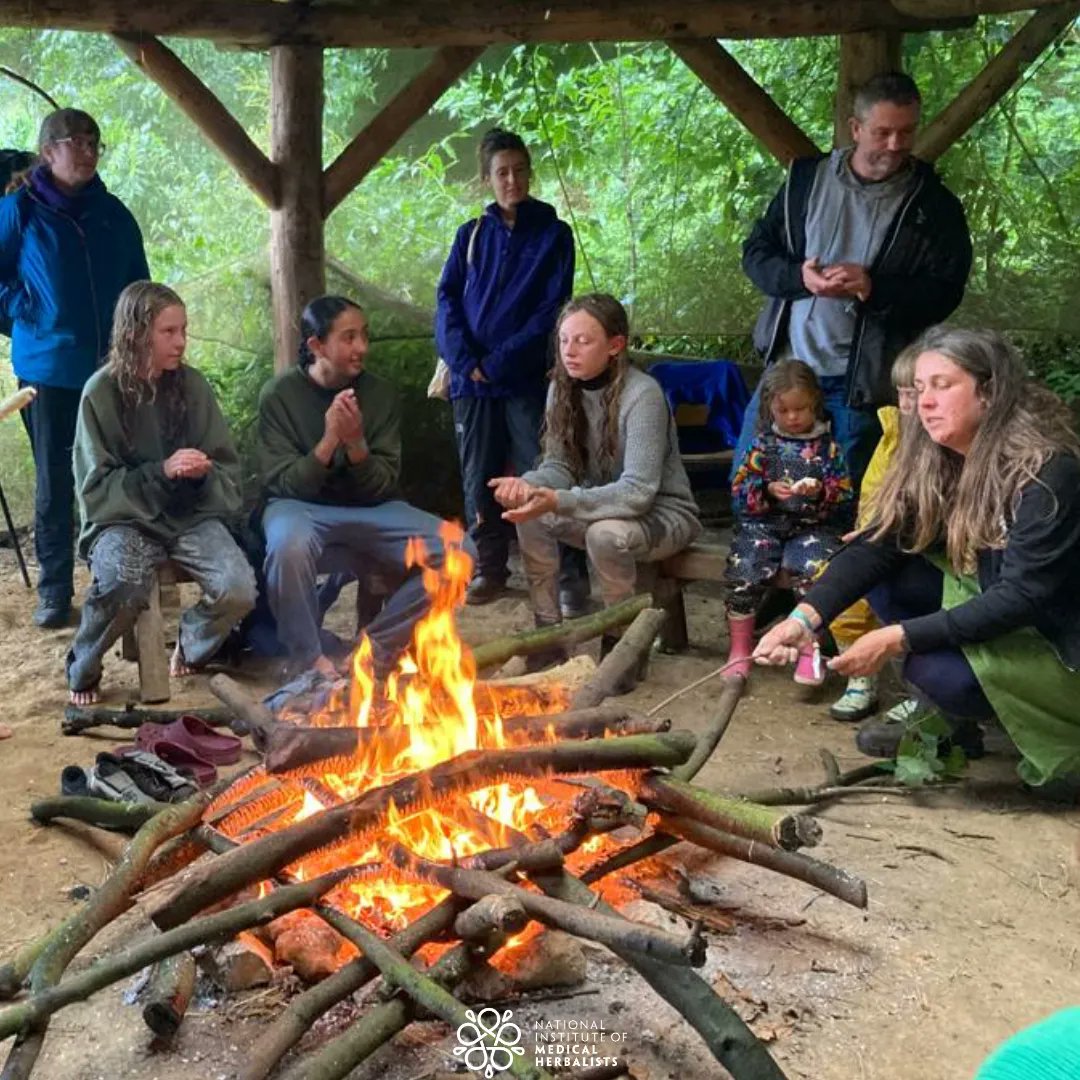 MedHerbalists's tweet photo. What an amazing start to the first full day of our #festival! 🙌 

From #mushroom tinctures to a wonderful talk 'Where the #Wildflowers Grow' by @leifbersweden! 🌼

There's lots more to come and we'll be sharing more highlights with you all very soon...

#Powerofplants 
#Pop2023 https://t.co/9WrTWT1Dra
