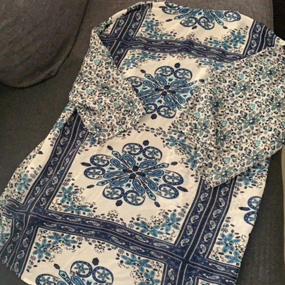 shopnthings's tweet photo. So good I had to share! Check out all the items I'm loving on @Poshmarkapp #poshmark #fashion #style #shopmycloset #athleta #jjill: https://t.co/nrIX0c6i64 https://t.co/4V4fM16QtW