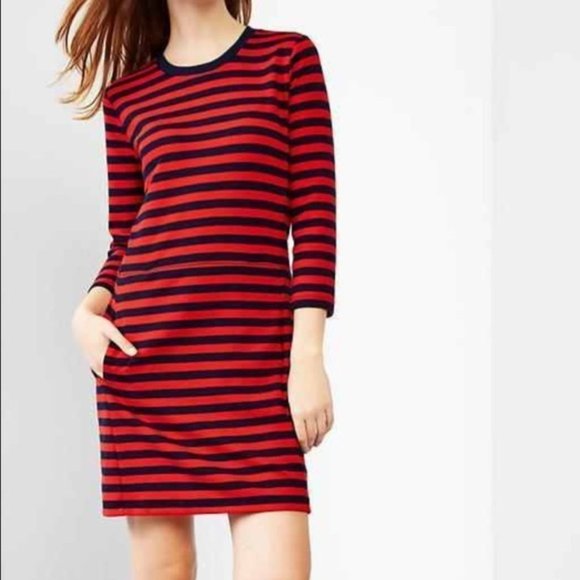strawberryrn73's tweet photo. So good I had to share! Check out all the items I'm loving on @Poshmarkapp #poshmark #fashion #style #shopmycloset #gap: https://t.co/TJBcHUkbVY https://t.co/eJm1Tfdabq