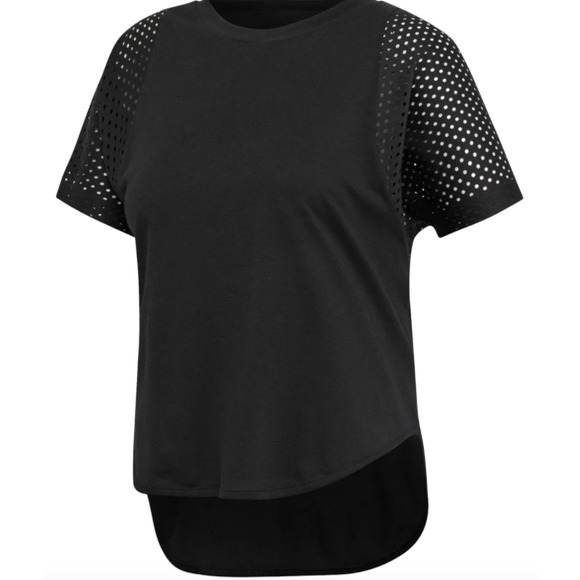 jaye_leon's tweet photo. So good I had to share! Check out all the items I'm loving on @Poshmarkapp from @kwestt88 #poshmark #fashion #style #shopmycloset #adidas #shadeshore #acebeaute: https://t.co/SNRNMWs9S5 https://t.co/ho5NJTTUap