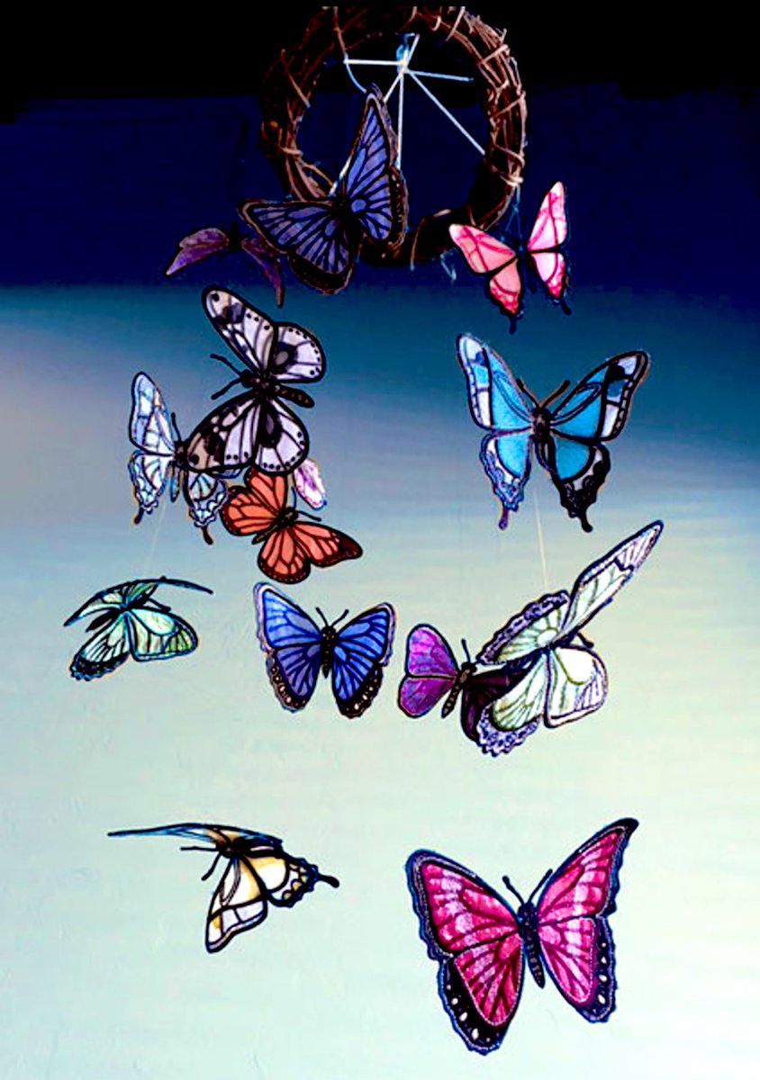 _Raisa_Studio's tweet photo. Literally obsessed.
Idk how long this project will take. But I’m enjoying the process.
These are the other color butterflies I purchased with the #OESD bundle
I’m gonna finish up this color way tomorrow then start on the blue butterflies https://t.co/mKrDX3MnDT