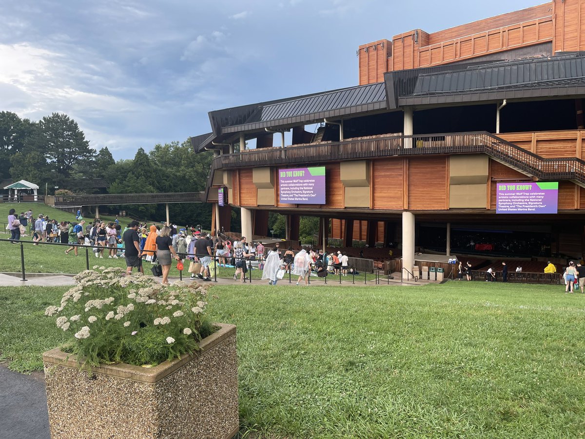 KageRamen's tweet photo. @official_joeh ghibli concert @Wolf_Trap https://t.co/JCtGisU8zi