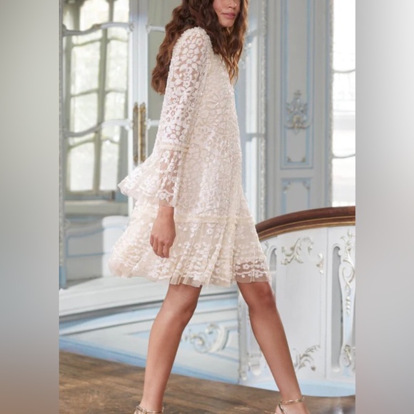 1stExperiences2's tweet photo. So good I had to share! Check out all the items I'm loving on @Poshmarkapp #poshmark #fashion #style #shopmycloset #ports1961 #needlethread #lookbym: https://t.co/Qwf9r2HiGH https://t.co/BI80PRfI6I