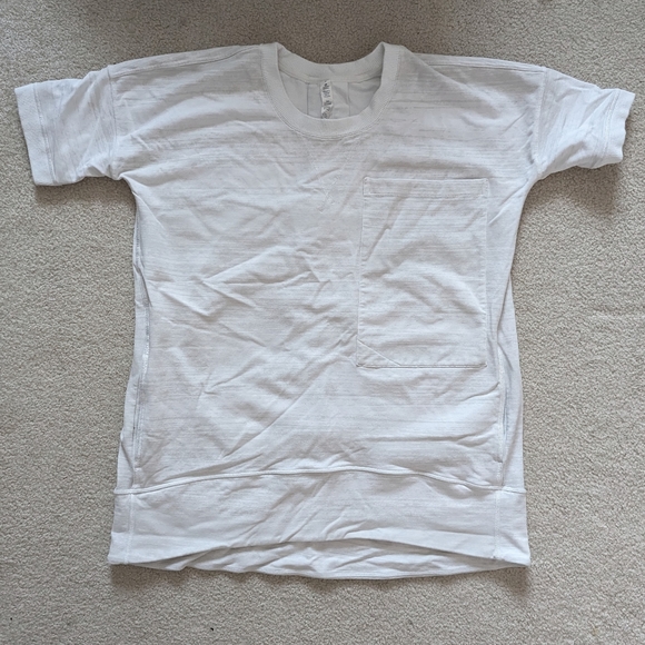 So good I had to share! Check out all the items I'm loving on <a href="/Poshmarkapp/">Poshmark</a> from <a href="/FeeinCali/">Felicia Eason</a> #poshmark #fashion #style #shopmycloset #gucci #justice #lululemonathletica: posh.mk/2CMPJZVirBb