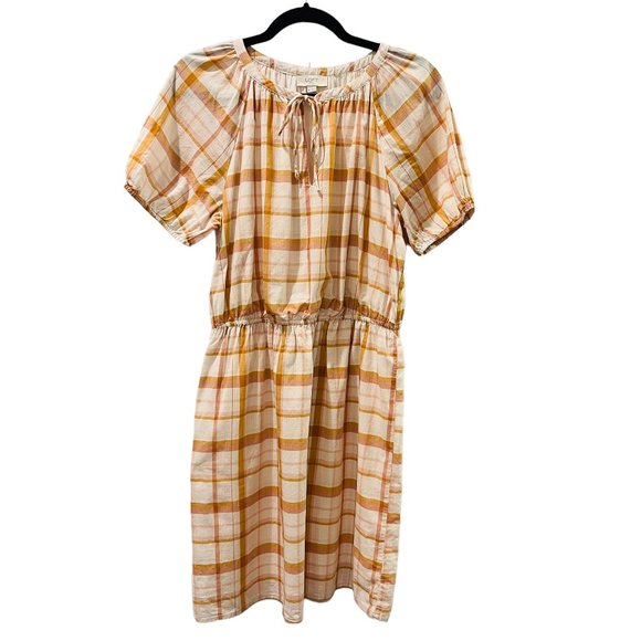 michellep54's tweet photo. So good I had to share! Check out all the items I'm loving on @Poshmarkapp #poshmark #fashion #style #shopmycloset #loft #forever21 #johnnywas: https://t.co/uxR1ttuLbs https://t.co/Lc0DVpkBkI