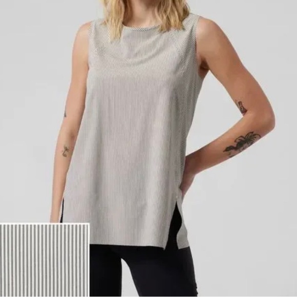 JamieEGab's tweet photo. So good I had to share! Check out all the items I'm loving on @Poshmarkapp #poshmark #fashion #style #shopmycloset #verticalcasual #athleta: https://t.co/9EZO2hUI91 https://t.co/LSIZYw5x1D