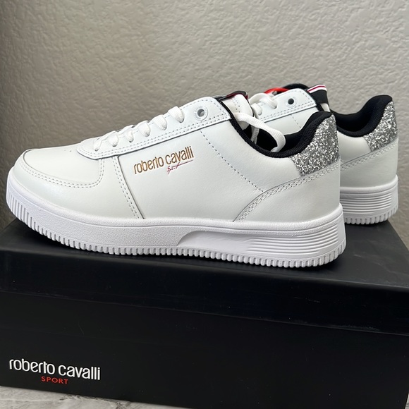 So good I had to share! Check out all the items I'm loving on <a href="/Poshmarkapp/">Poshmark</a> #poshmark #fashion #style #shopmycloset #theory #louisvuitton #robertocavalli: posh.mk/BPoZdy2irBb