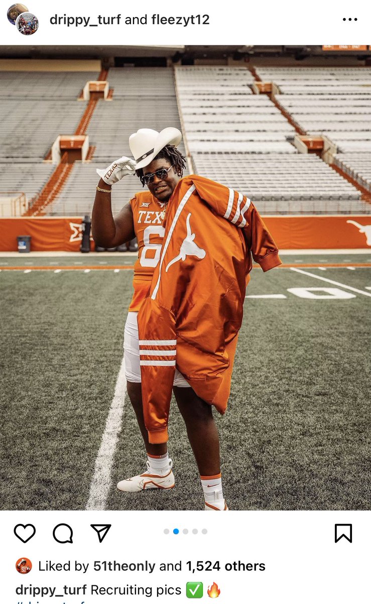 Hook'em Headlines tweet media