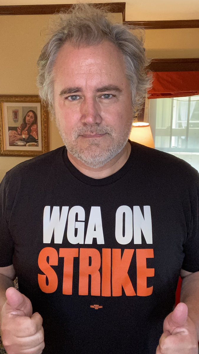 thatbilloakley's tweet image. It took a few weeks to get all the way to Portland but my shirt is here 🪧🪧🪧