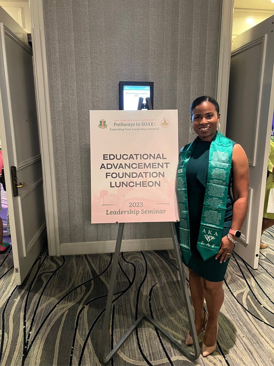 iotalambdaomega's tweet photo. Iota Lambda Omega received a 2023 EAF Green Diamond Award at the Educational Advancement Foundation Luncheon held during the Alpha Kappa Alpha Sorority, Inc. Leadership Seminar. The award is in honor of the chapter capitalizing its Iota Lambda Omega Endowed Scholarship at $25,000 https://t.co/xUWT6V5qyJ