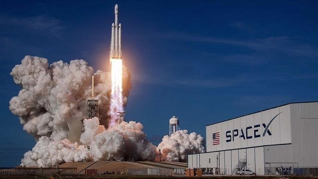Elon Musk's SpaceX is now worth $150 Billion based on a secondary sale of stock

That's more than the current market cap of companies like Boeing $BA ($130B), Caterpillar $CAT ($131B), Raytheon $RTX ($140B), and Verizon $VZ ($143B) https://t.co/X1lSNnfLeQ