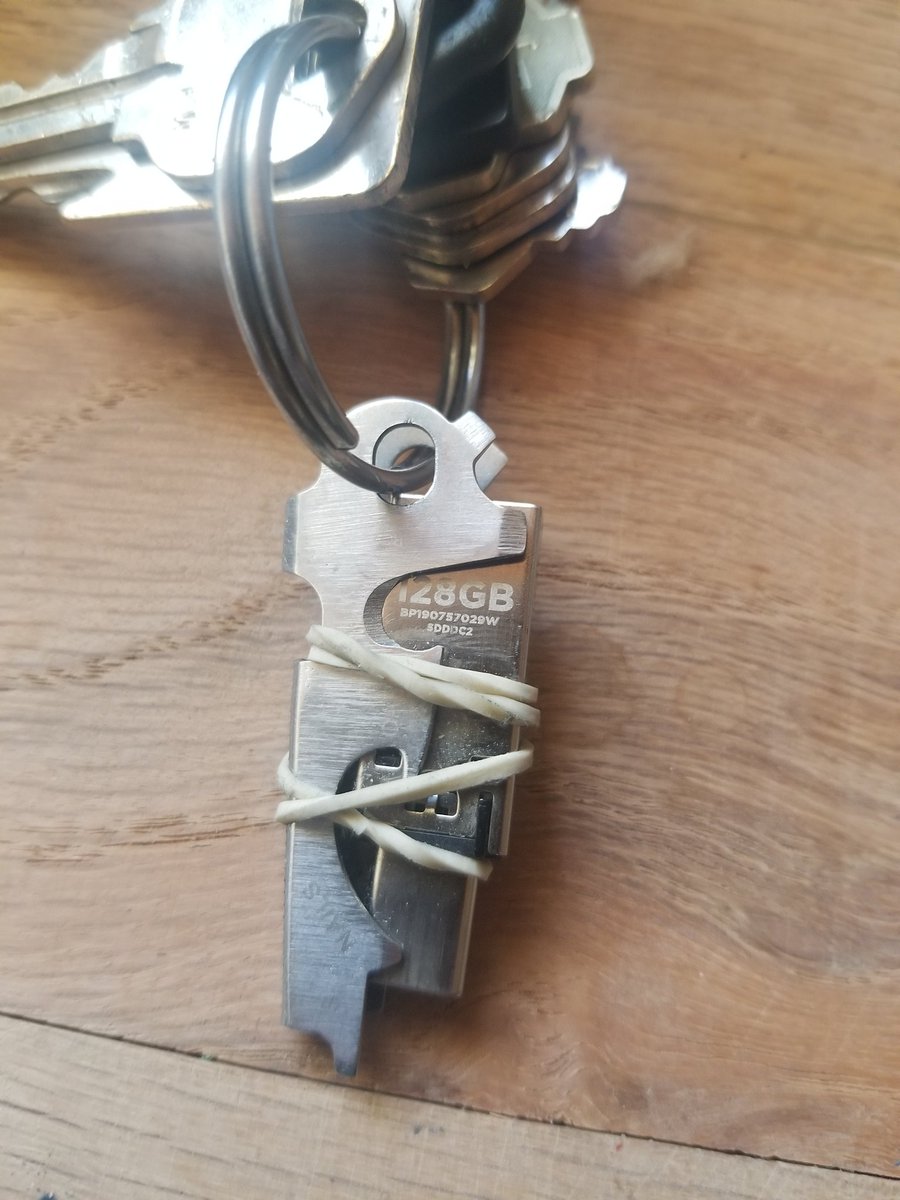 just_be_useful's tweet photo. Oddly useful EDC item: #Ubuntu flashed USB persistent with apps/DBs, code templates, how-to's..fun helping beginners. All tucked inside a $2 multi-tools (mostly a beer opener). Ready set build..and drink with a friend. https://t.co/uodLpzsajQ