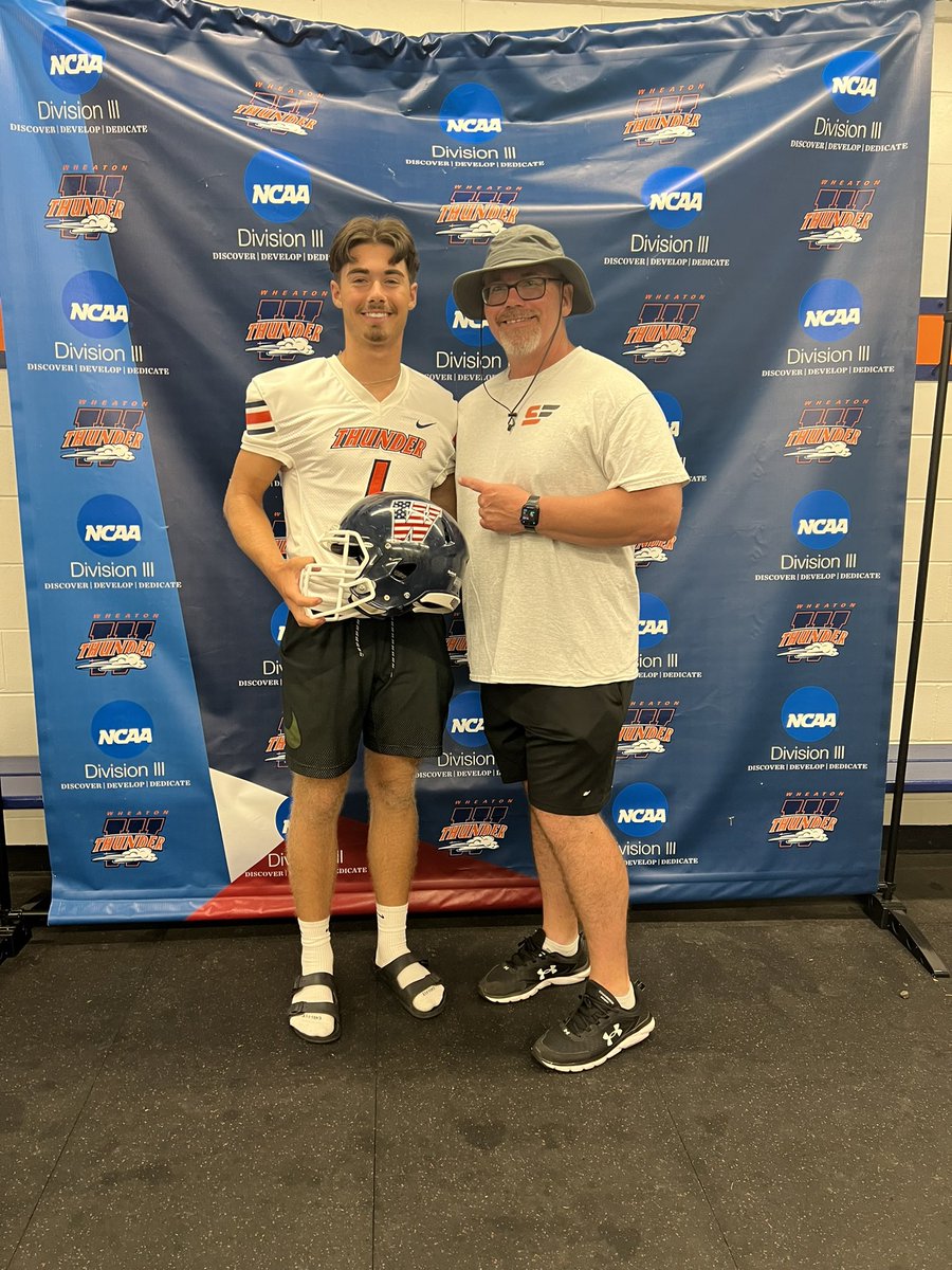 NickBDavenport4's tweet photo. Had a great time visiting @WheatonFB today. Got to learn a lot in the morning and compete in the afternoon! @Coach_JScott @_coachbowers @HouckCoach @Coach_CDN2 @WhitingFootball @NCSA_Football @qb1ndy @IndianaPreps https://t.co/JXQwPD0Xw9