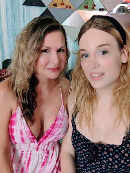 Cannot get over @LaLatada_  she is the best! And y'all will love what we just made https://t.co/s3Bc<a class="tags" target="_blank" title="On Twitter" href="/?out=eyJ0eXAiOiJKV1QiLCJhbGciOiJIUzUxMiJ9.eyJpYXQiOjE3MjA5NDg2OTEsImlzcyI6InR3cG9ybnN0YXJzLmNvbSIsIm5iZiI6MTcyMDk0ODY5MSwiZXhwIjoxNzUyNDg0NjkxLCJyZWRpcmVjdF91cmwiOiJodHRwczovL3R3aXR0ZXIuY29tL0xhTGF0YWRhXyJ9.O8h_4GngDPBJ62_qgzcVBZHBG8sqbbtb1h6qoyqQMa9ENjgpbj7L7LRiT_zvyQjZVM4ixVWDPNQ4PPPBACOBsA">@LaLatada_</a><a href="/tag/transgender"class="tags"><span>#transgender</span></a><a href="/tag/transisbeautifull"class="tags"><span>#transisbeautifull</span></a>