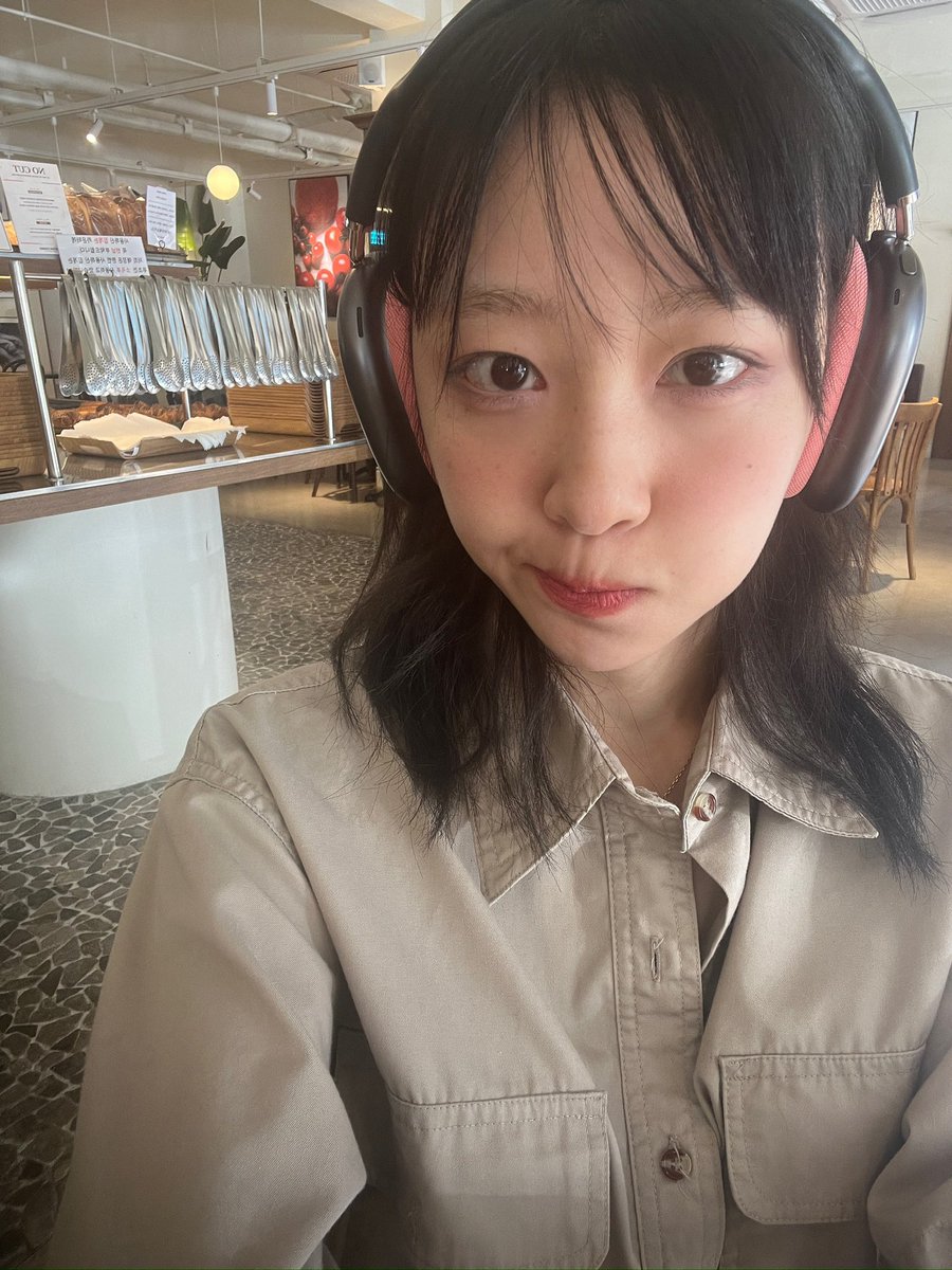 yexiwuu's tweet photo. https://t.co/dhM0bVwS99
