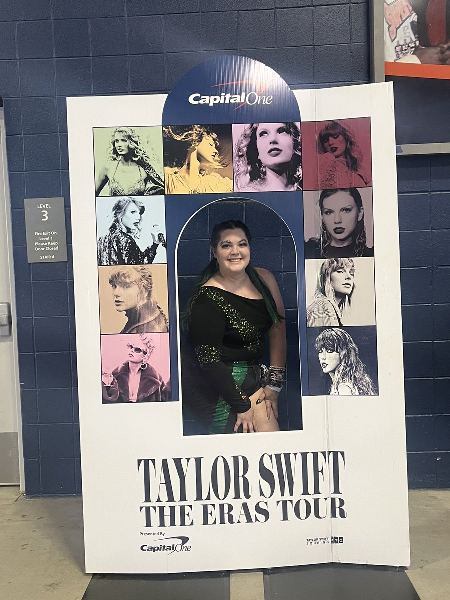 emiisabella's tweet photo. In my reputation era #TaylorSwiftErasTour #ErasTour #erasdenver https://t.co/5Gb3P9CRY8