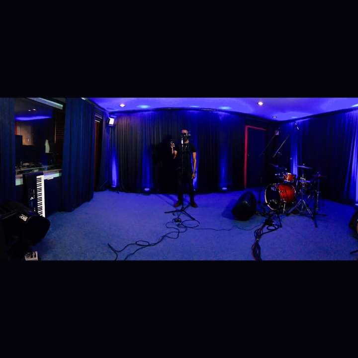 Alphakingzent's tweet photo. @SeanYorke_ king alpha in the booth 🔥🔥🧯🚒❤️‍🔥 https://t.co/D61Z6j1VPa