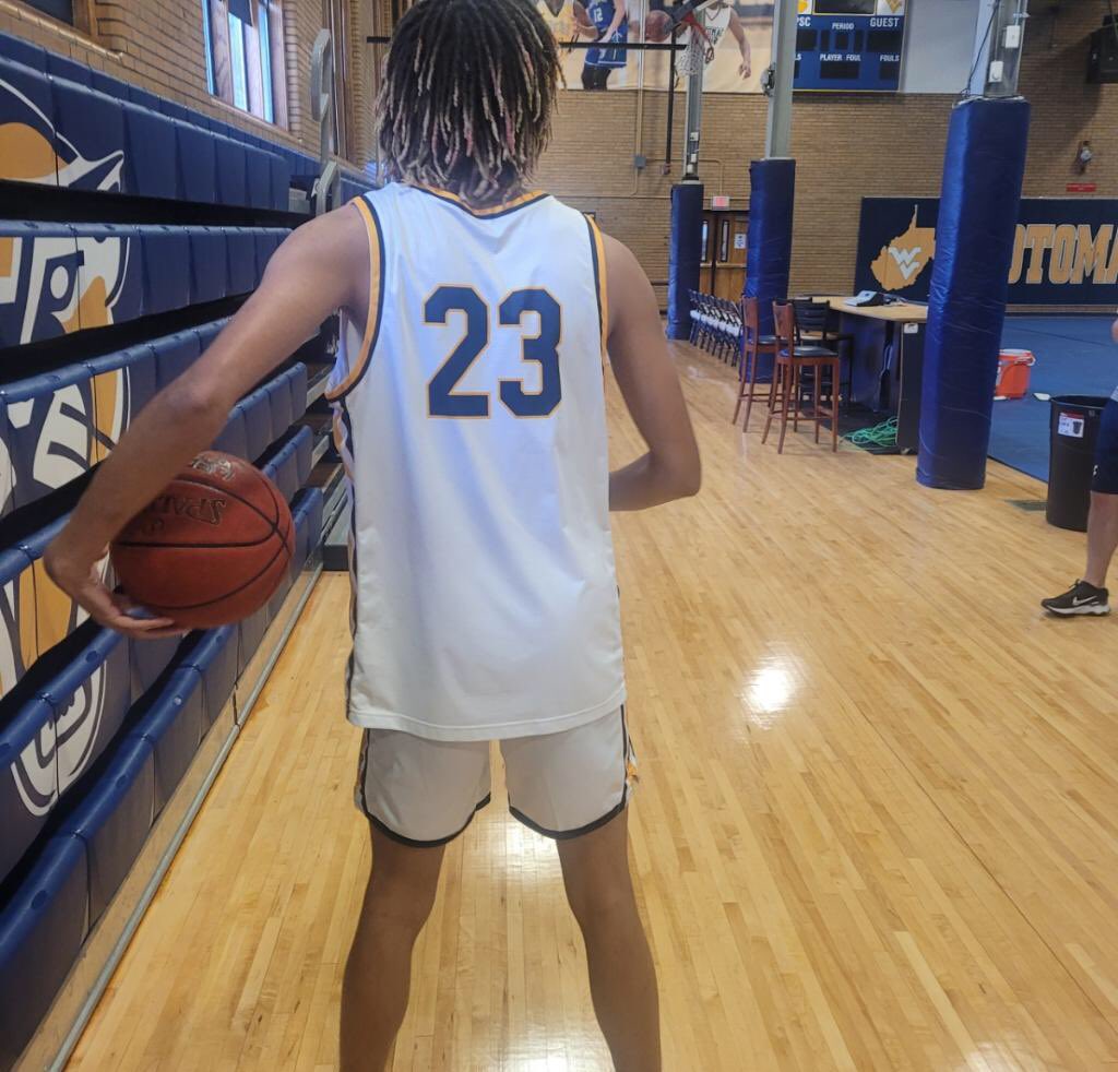 Had a great time visiting Potomac State tdy! Ready to work with <a href="/CoachRStreets/">Ryan Streets</a> !
Beautiful campus as well! 💙💛💙💛