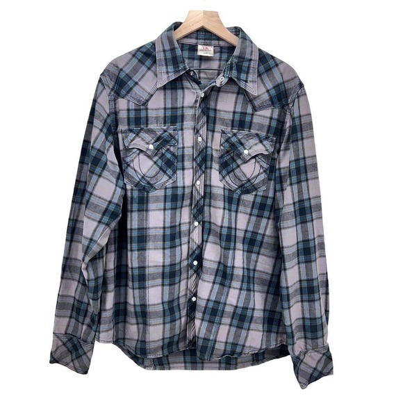 So good I had to share! Check out all the items I'm loving on <a href="/Poshmarkapp/">Poshmark</a> #poshmark #fashion #style #shopmycloset #sonoma #shapefx #truereligion: posh.mk/kDGIWIenrBb