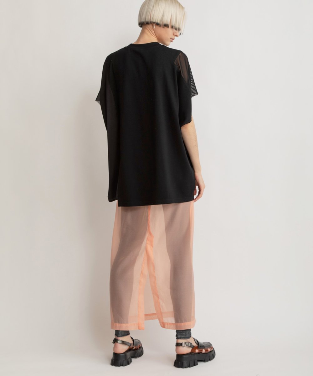 AULAofficial's tweet photo. 人気のフォトプリントTシャツは、ベーシックなTシャツに飽きてしまった方にもおすすめ。
肩や袖口に配置されたシアー素材が涼しげ。まわりと差をつけられる1着です。

今なら￥1000クーポンでお得！
～7/18(tue)11:59まで

https://t.co/5UPUa3Soqu

#AULAAILA #アウラアイラ #Tシャツ #プリントT https://t.co/f6Y6MwsWzB