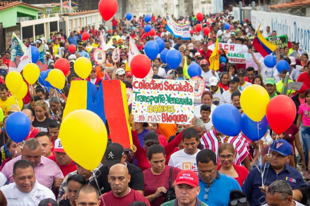¡La Parroquia Rebeldía Bolivariana en el estado Barinas se llenó de amor y lucha! Vaya mi abrazo a esta tierra luchadora, bolivariana y chavista. Sigamos construyendo en unión la Patria bonita, próspera y alegre. ¡Vamos pa' lante!
