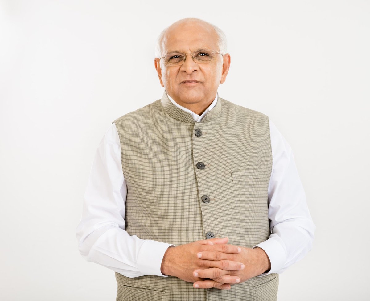 Guj_Gramsevak's tweet photo. ગૂજરાત રાજ્ય નાં માન મુખ્યમંત્રી શ્રી @Bhupendrapbjp સાહેબ શ્રી ને જન્મદિવસની ખૂબ ખૂબ શુભેચ્છાઓ. આપના જન્મદિન પર પરમ કૃપાળુ પરમાત્મા આપને સ્વસ્થ, સુદીર્ઘ અને સમૃદ્ધિમય જીવન અર્પે એવી ગૂજરાત રાજ્ય ગ્રામ સેવક પરિવાર વતી આપ સાહેબ શ્રી  શુભકામનાઓ...@CMOGuj @GujAgriDept https://t.co/gcIa9vTDAb