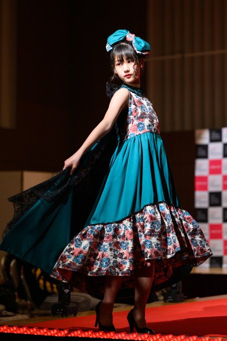 Twitterのコスプレ画像36