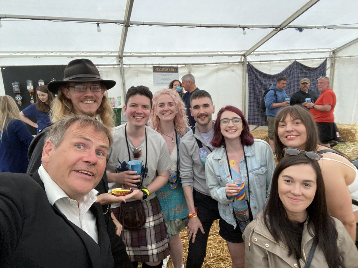 jimthemagician's tweet photo. Fantastic day @hebcelt as resident magician!  Including BBC radio interview with @BBCRnG 

#jimthemagician #magicjinn #beyondbeliefmagic #beyondbelief #magicbeyondbelief #hebcelt #bbcrng #festivalmagic #closeupmagic #residentmagician #bbcinterview https://t.co/iDBLo2kVK3