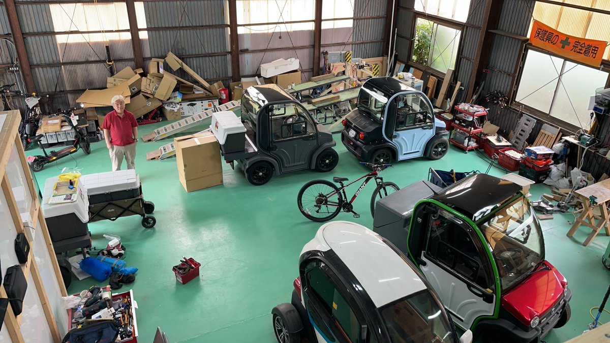 take_tane1tane's tweet photo. 大分県竹田市の

オフグリッドな電氣屋さんの
ひろぴーさん🌟が

ヤマトの宅配中に
素敵な再会✨

サドル付きの
電動キックボードで

配達されるお姿が
とってもユニーク❣️

その後
ひろぴーさんが

お志事されてる工場を
見学させていただきました🎶

これがまた
遊び心の宝箱そのもの🌈

#櫻星九州 https://t.co/DKTd48Hspi