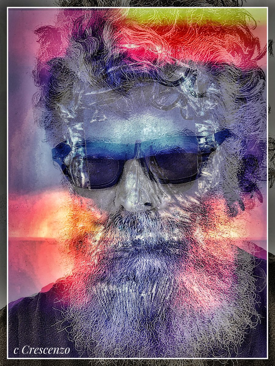 Self Portrait: 4 hours after previous one posted… Mood changed… Creative spontaneity…