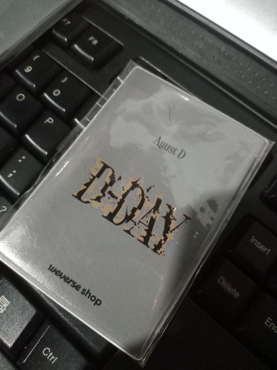 jijisKSHOP's tweet photo. #JijisKSHOPOnhands

wts lfb

Suga dday POB (pc + card holder) 
✓SEALED
√ ₱500 set

Payo

mod: sco/flash

bts jungkook taehyung jimin namjoon jhope yoongi jin taekook namjin yoonmin mama marry bread white agenda ulap ube agust d https://t.co/SJiIKjttjL