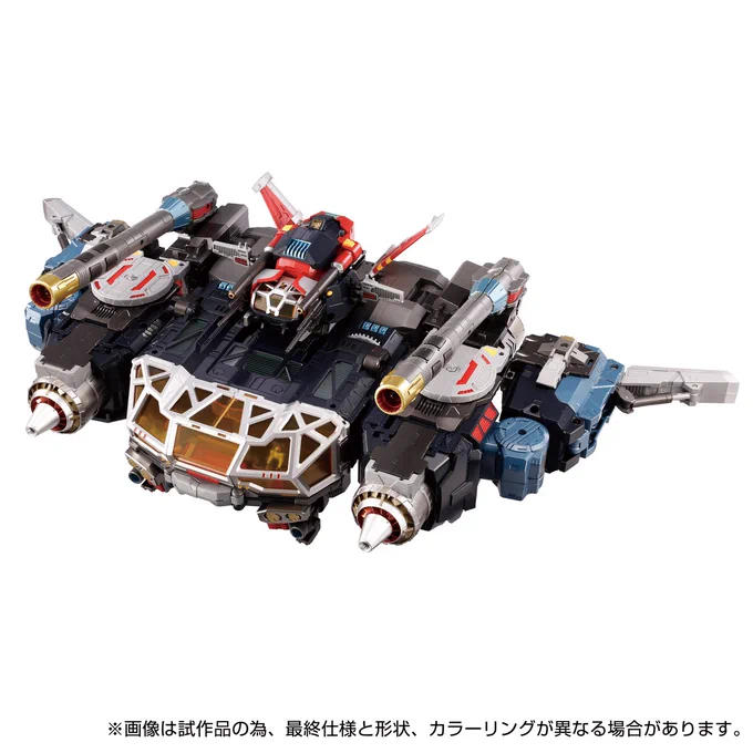 昨日、秋葉原のボークスでクラウドアクロスのサンプルを見てきました。 想像していた以上に大きかった。グランドダイオンの比じゃなかった。認識が甘すぎた。 予約している人は、どこかで実物を必ず見たほうが良いです。しまう場所を考えさせられる巨大アイテムです。 #ダイアクロン