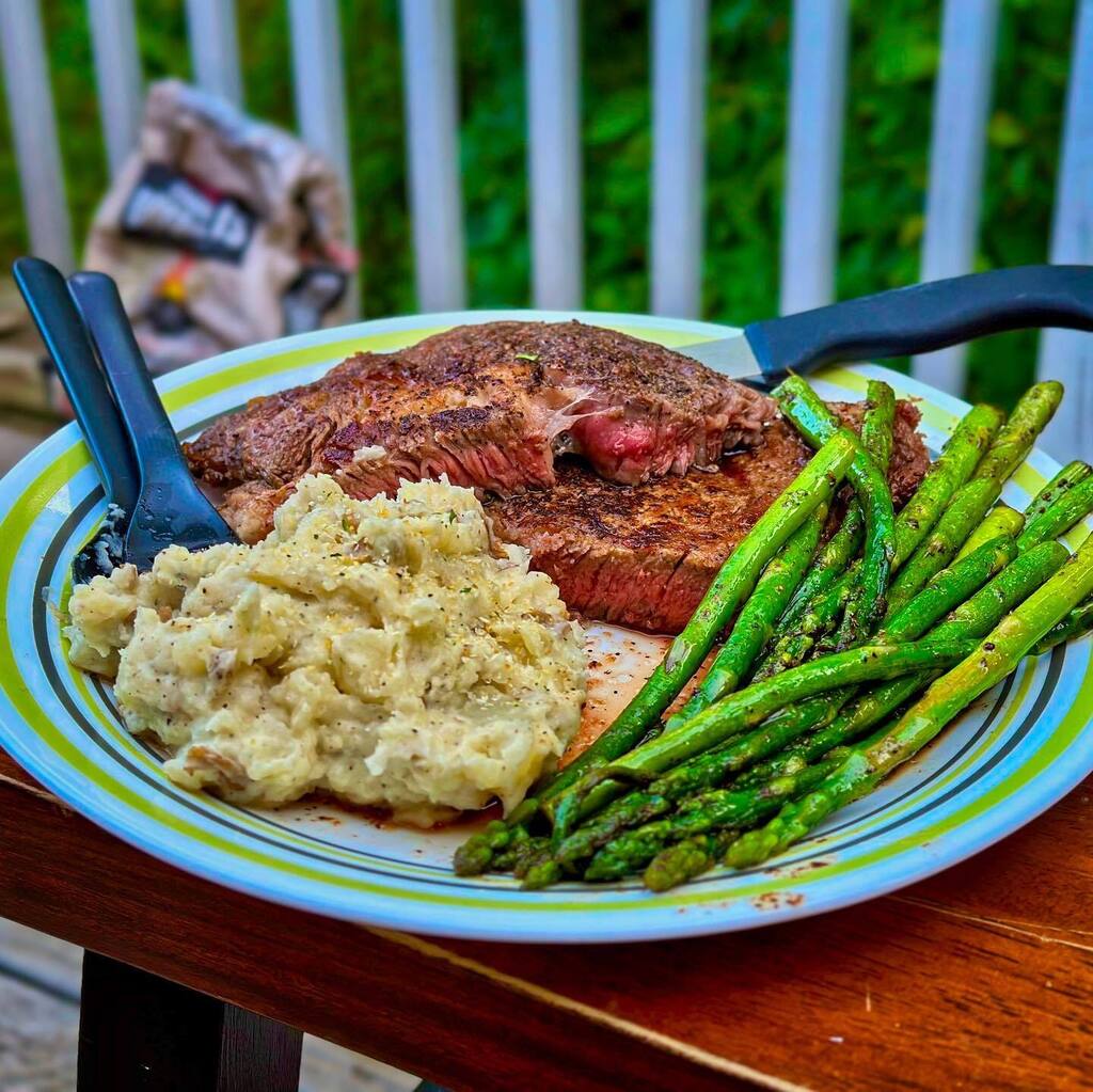 Birthday weekend: Meal 1. #ThisIs34 instagr.am/p/Cusr6ZmLXL_/