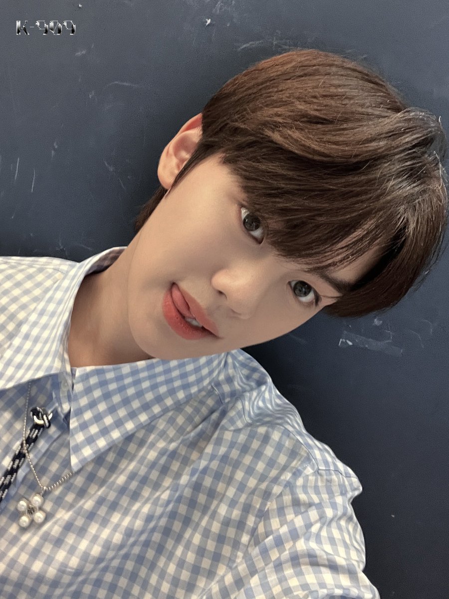 [#구공구픽]

230715 9️⃣0️⃣9️⃣ 미리보기 * ˎˊ-

K-909 본방은
오후 4시 40분 JTBC에서♡⁼³₌

인스타그램
<a href="/jtbc_K909/">K-909</a>

에서도 사진을 만나보실 수 있습니다💌

#K909 #KPOP
#ZEROBASEONE #ZB1
#제로베이스원
<a href="/ZB1_official/">ZEROBASEONE</a>