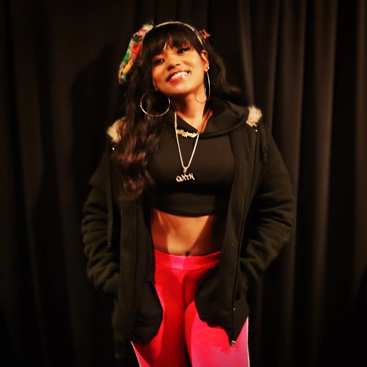 Alphakingzent's tweet photo. @kerinaalex_ doing her thing in the booth #Bodegariddim #kerinaalex https://t.co/H7ay1B9ms4