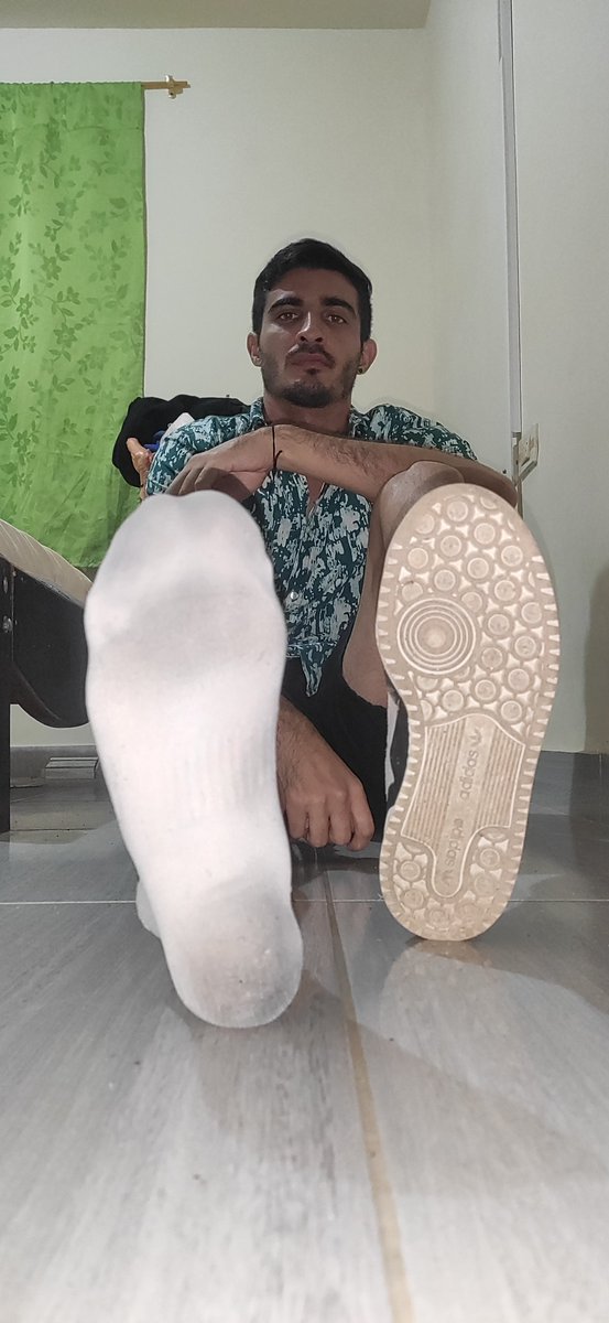 MgCashmaster's tweet photo. my soles 

#foot #malefoot #malefeet #footworship #footslave #footmaster #findom #finsub #feetpics #cashslave #barefeet #maleole #masterfeet #soles #boyfeetfetish #cashmaster 
@RT4Kings

@MASTER_UPDATES

@RT2AUL

@findominfluence https://t.co/mxRvvIxUXx